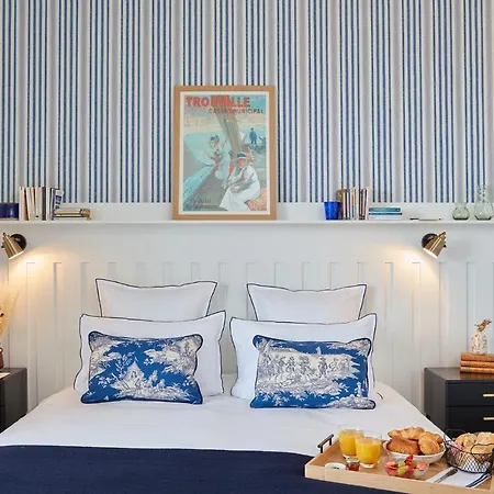 Отель Le Flaubert 4*