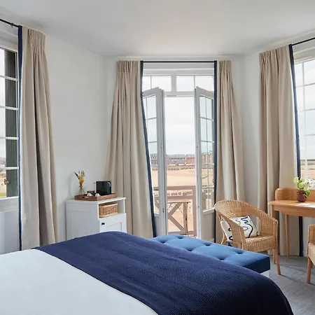 Отель Le Flaubert Трувиль-сюр-Мер