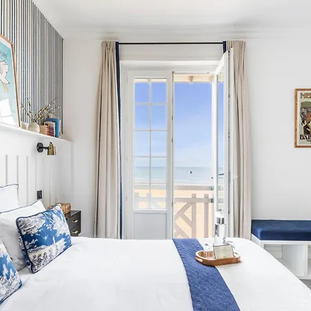 Le Flaubert Отель