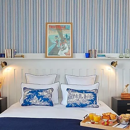 Le Flaubert Hotel