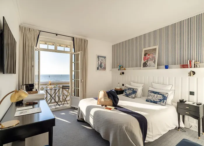 Le Flaubert Hotel 4*